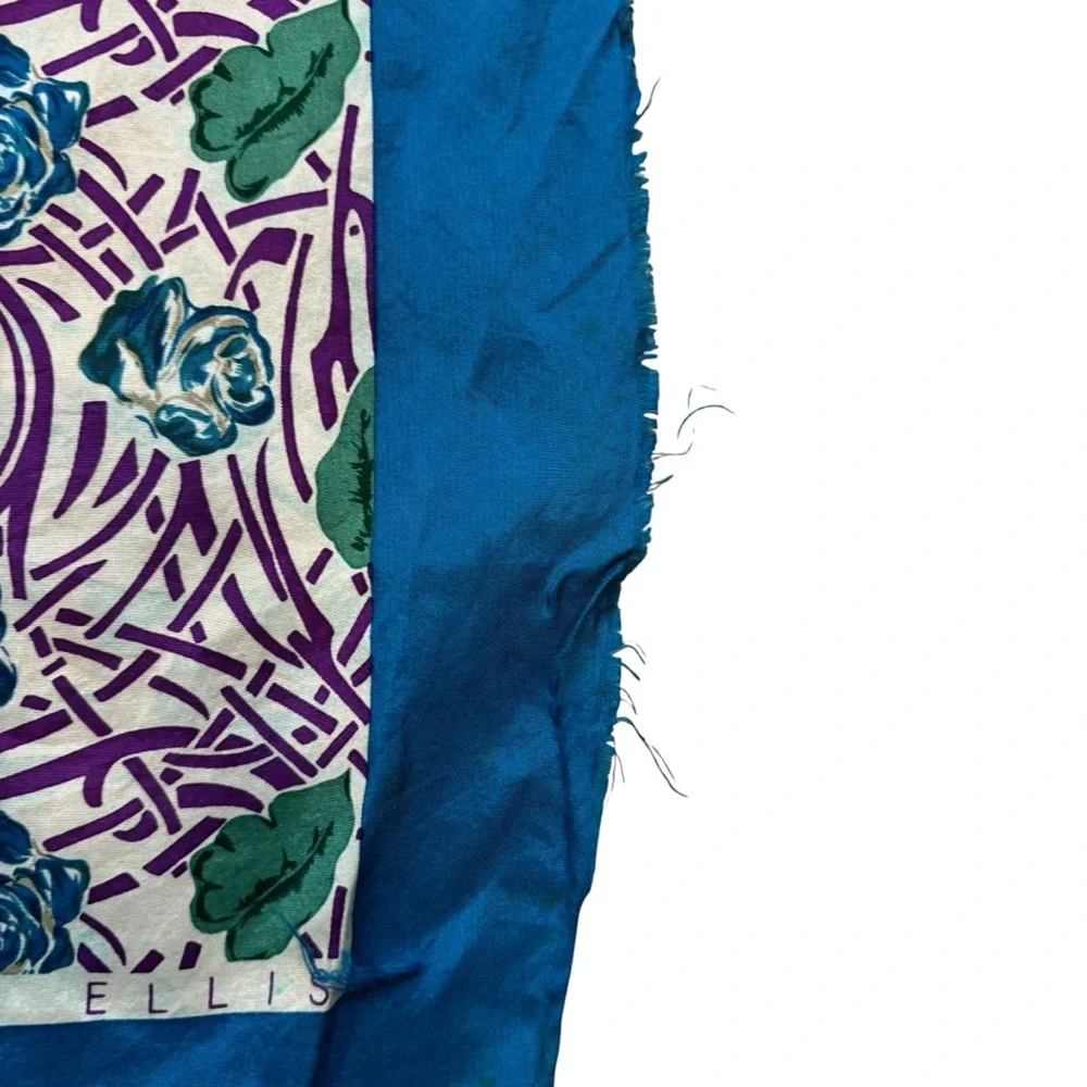 Ladies Vintage Perry‎ Ellis 100% Silk Blue and Purple Floral Scarf